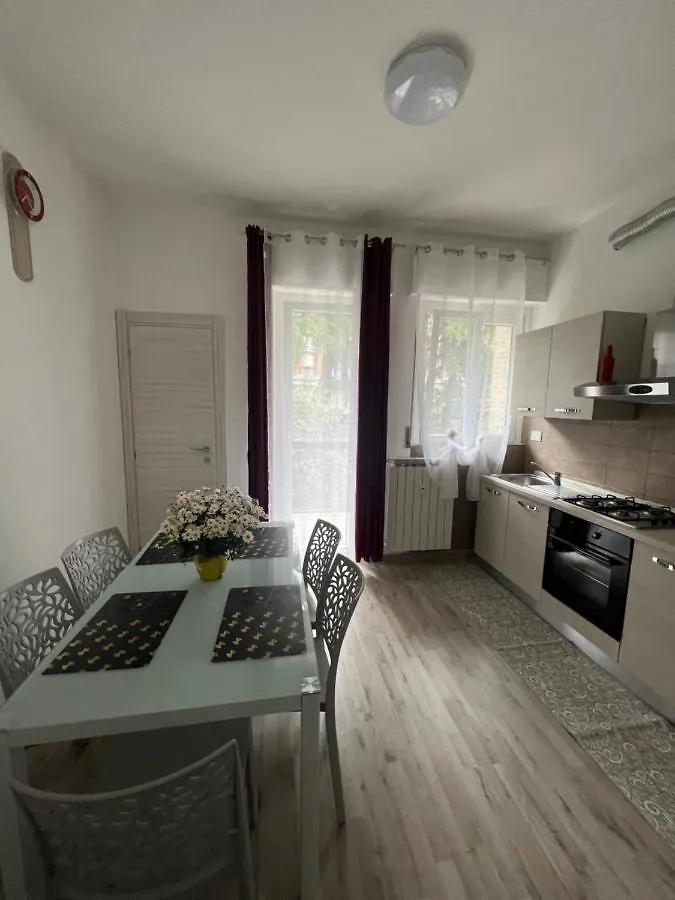 Toscanini 5 Terre Apartment La Spezia